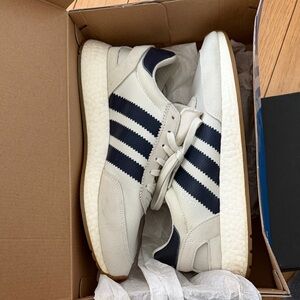 Adidas Men's Cream and Black Sneakers